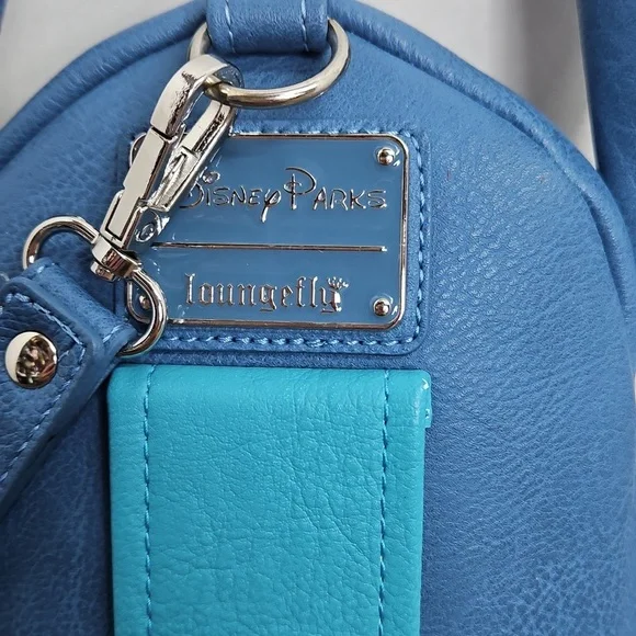 Disney Parks Loungefly Stitch Wristlet Bag Belt Loop - Picture 4 of 8